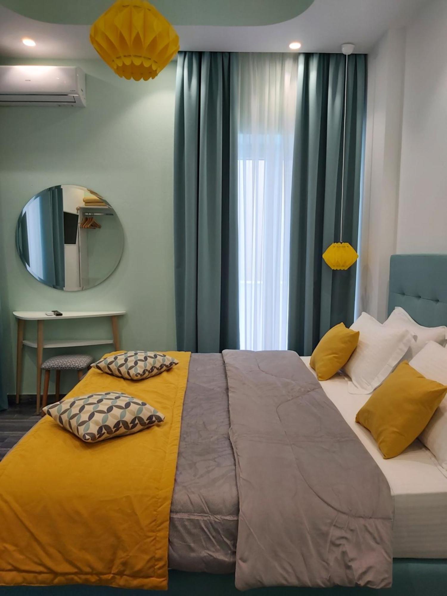 Nostalgia Retro Suites Naxos City Δωμάτιο φωτογραφία