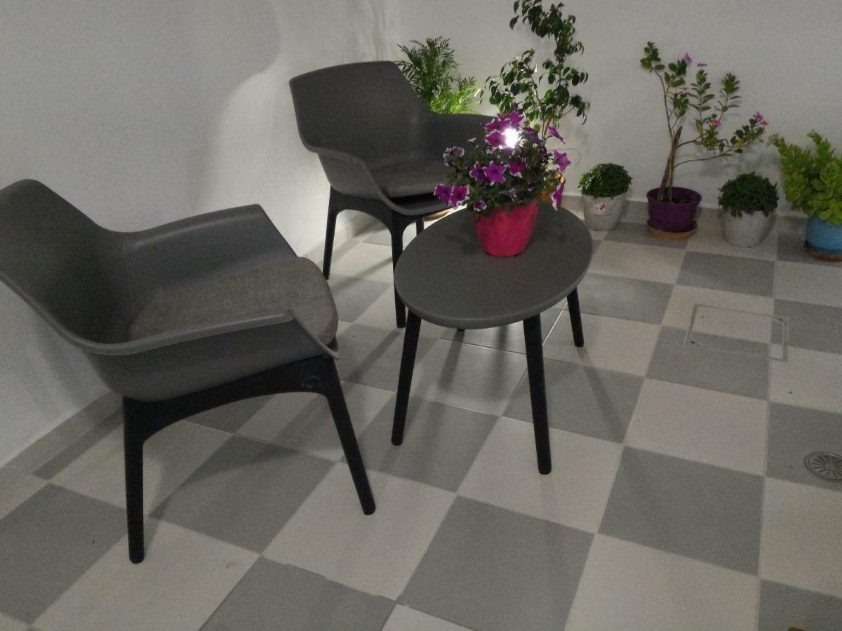 Nostalgia Retro Suites Naxos City Εξωτερικό φωτογραφία